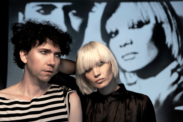 The Raveonettes célèbre les 50 ans de Dr. Martens